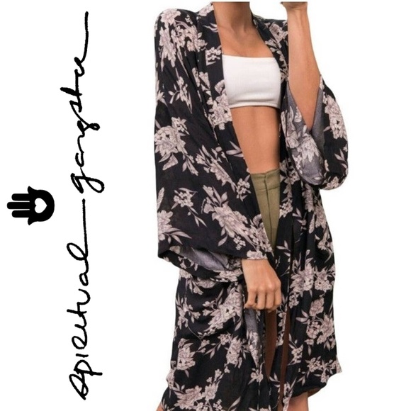 Spiritual Gangster Kimono - Picture 1 of 9